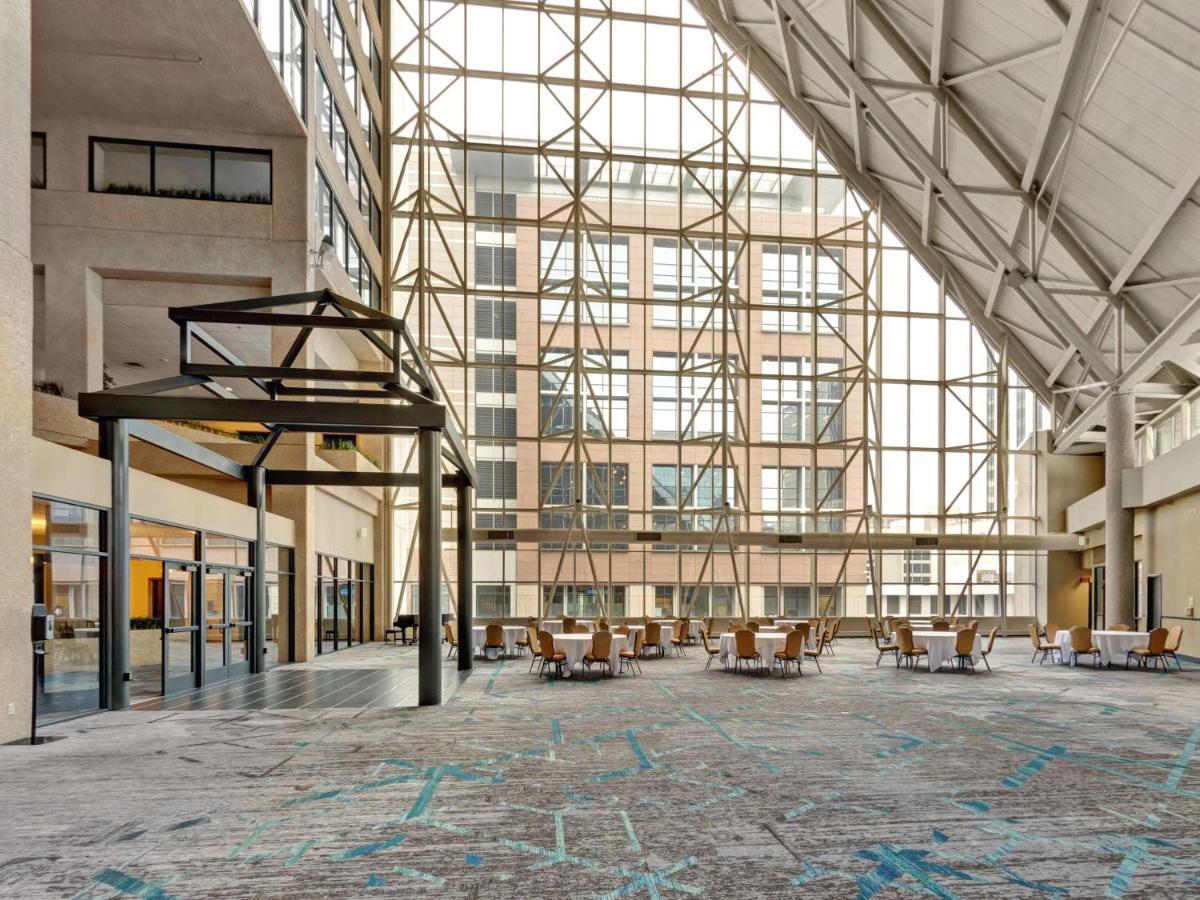 Doubletree By Hilton St Paul Downtown Hotel Saint Paul Exterior photo